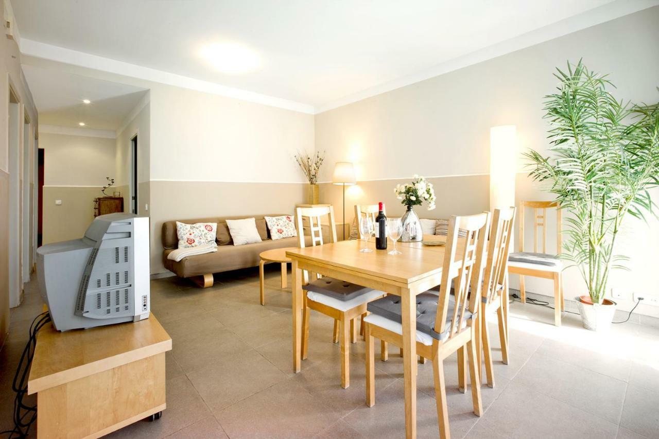 Apartamento Con Terraza, Balcon De Barcelona Эсплугес-де-Льобрегат Экстерьер фото